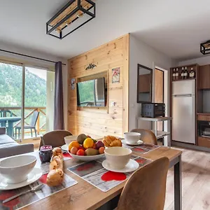 Joli T2, Centre, Parking Prive, Wifi, Local A Isola 2000