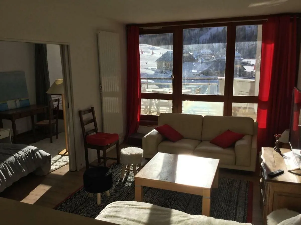 Chaleureux 3 Pieces 50M² Plein Sud Avec Grande Terrasse Au Pied Des Pistes A Isola 2000 Apartment France